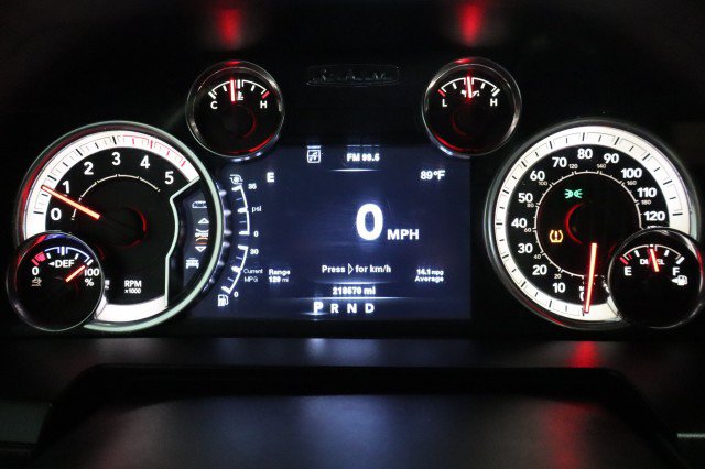 Used 2014 RAM 2500 Laramie w/ Convenience Group AWD/4WD image 39