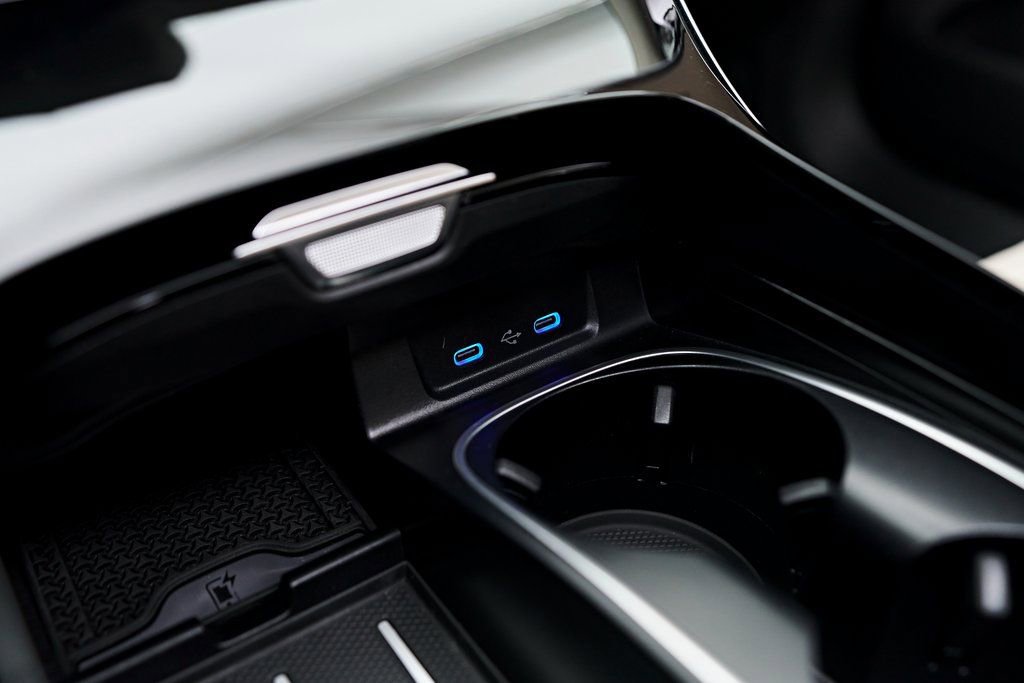 Used 2024 Mercedes-Benz S 580e 4MATIC Sedan image 72