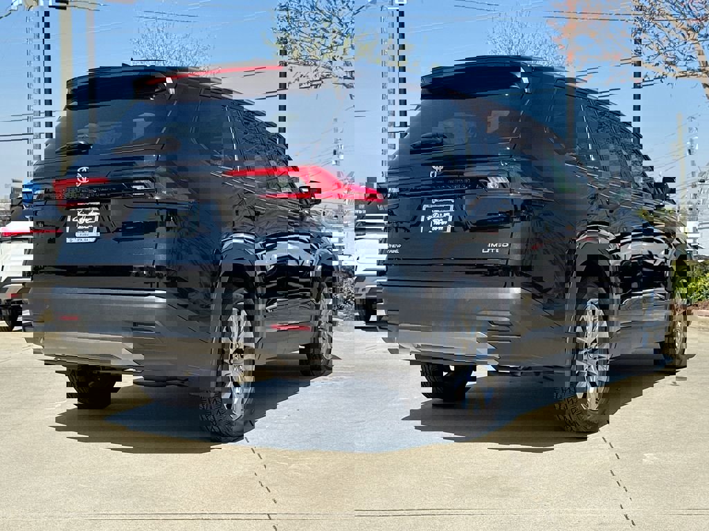 Used 2025 Toyota Grand Highlander Limited image 8