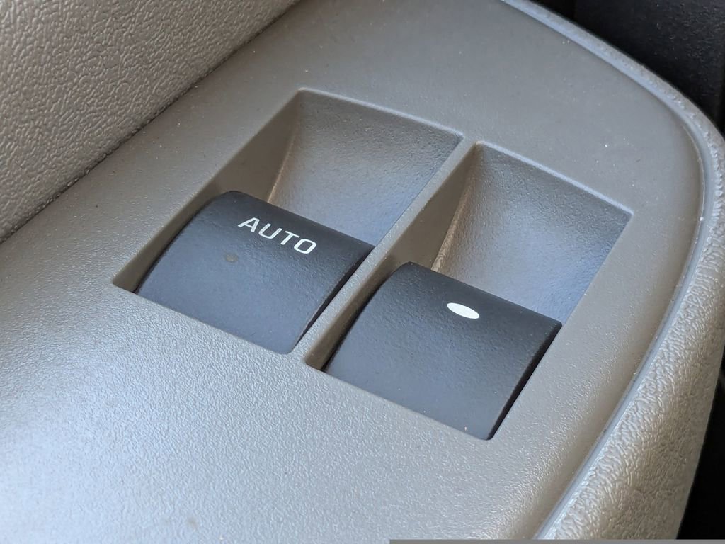 New 2025 Chevrolet Express 3500 w/ Power Convenience Package image 25