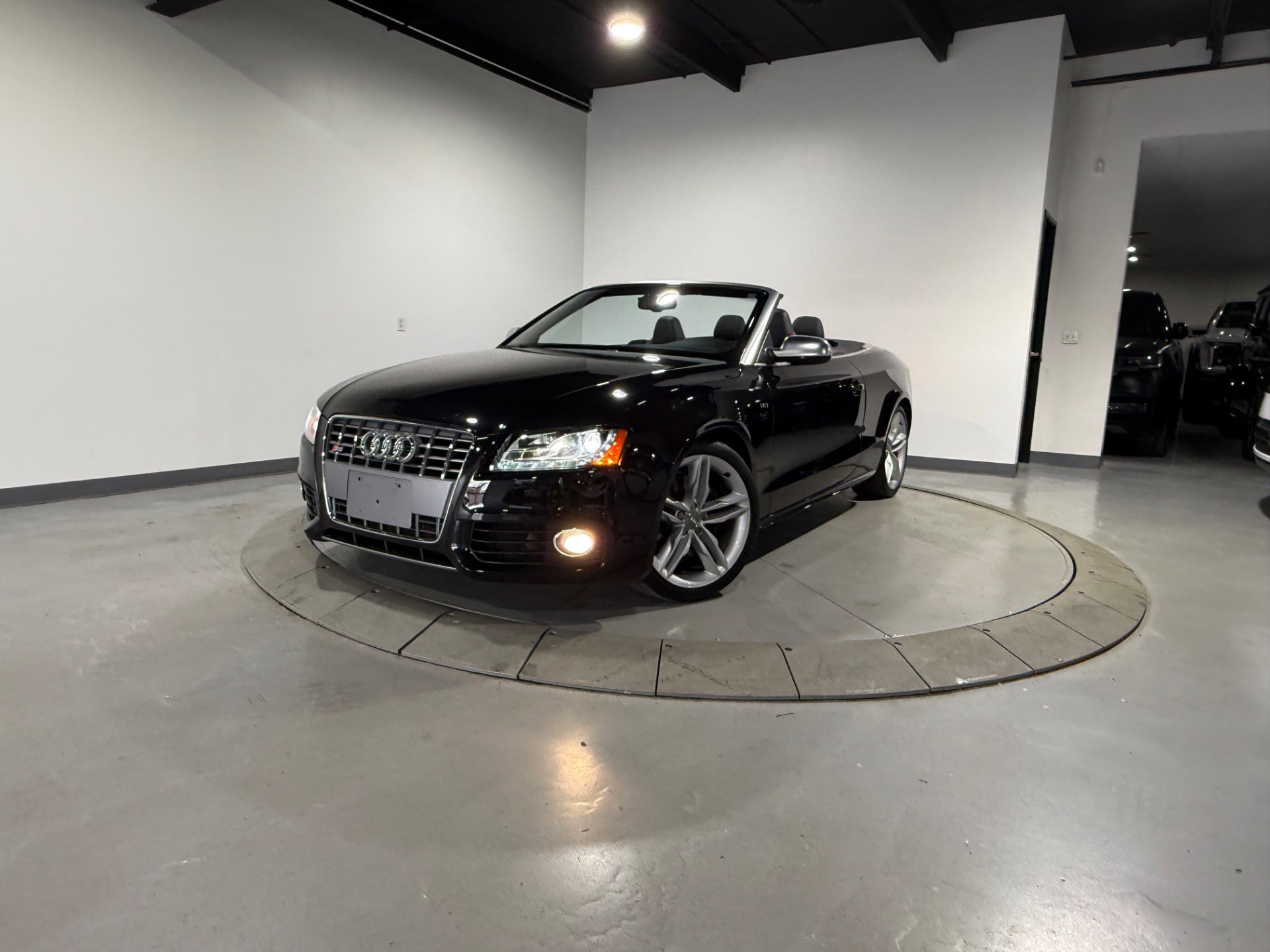 Used 2010 Audi S5 Prestige image 2