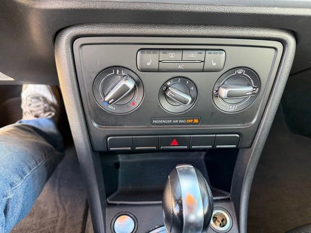 Used 2012 Volkswagen Beetle 2.5 image 20