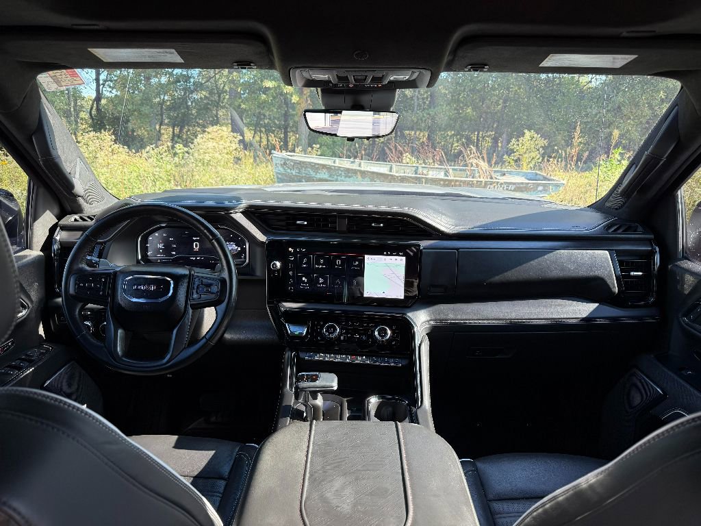 Used 2024 GMC Sierra 1500 AT4X image 35