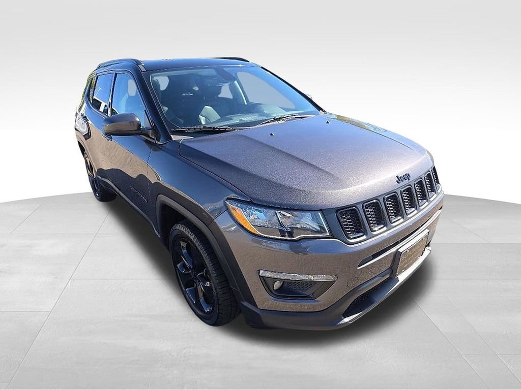 Used 2019 Jeep Compass Latitude AWD/4WD image 1