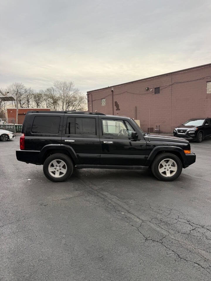 Used 2006 Jeep Commander 4WD image 5