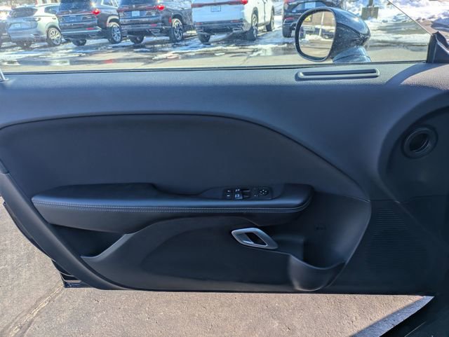 Used 2018 Dodge Challenger R/T image 11