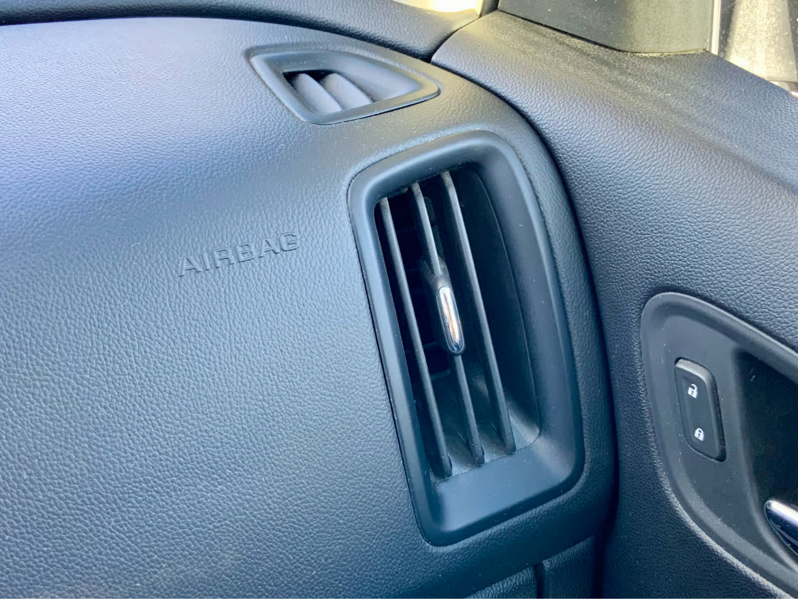 Used 2019 Chevrolet Colorado ZR2 image 50