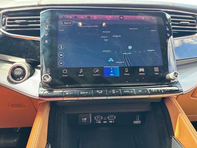 Used 2022 Jeep Grand Wagoneer Series III AWD/4WD image 29