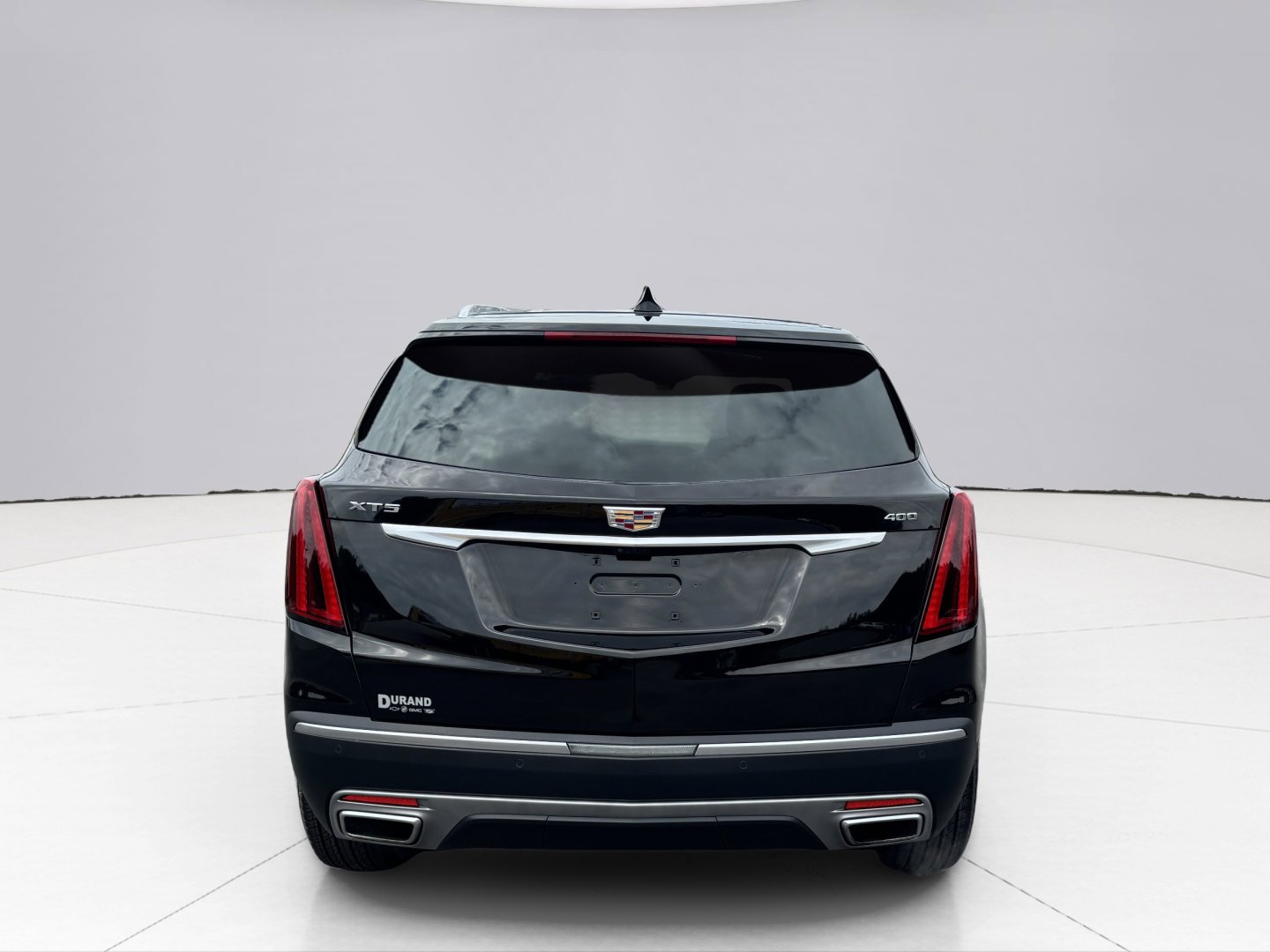 Used 2022 Cadillac XT5 Premium Luxury w/ Technology Package image 4