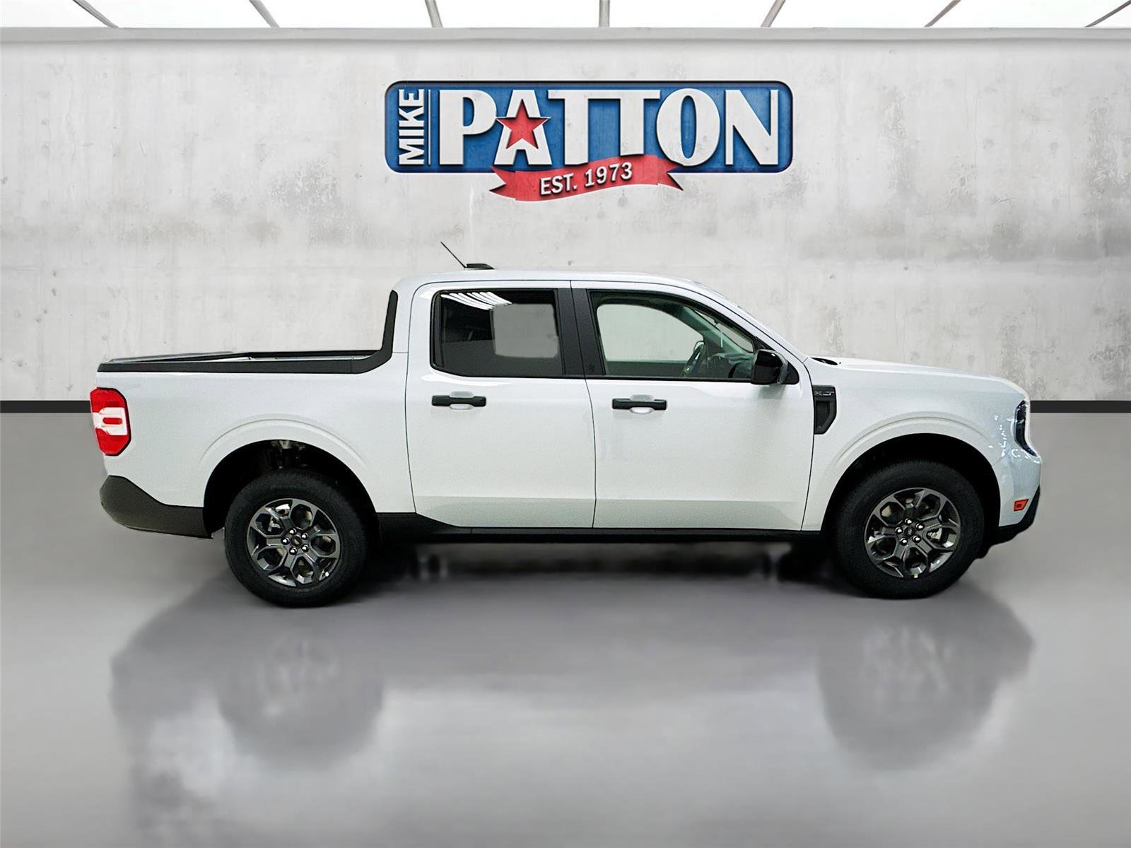 New 2026 Ford Maverick XLT w/ XLT Luxury Package AWD/4WD image 8