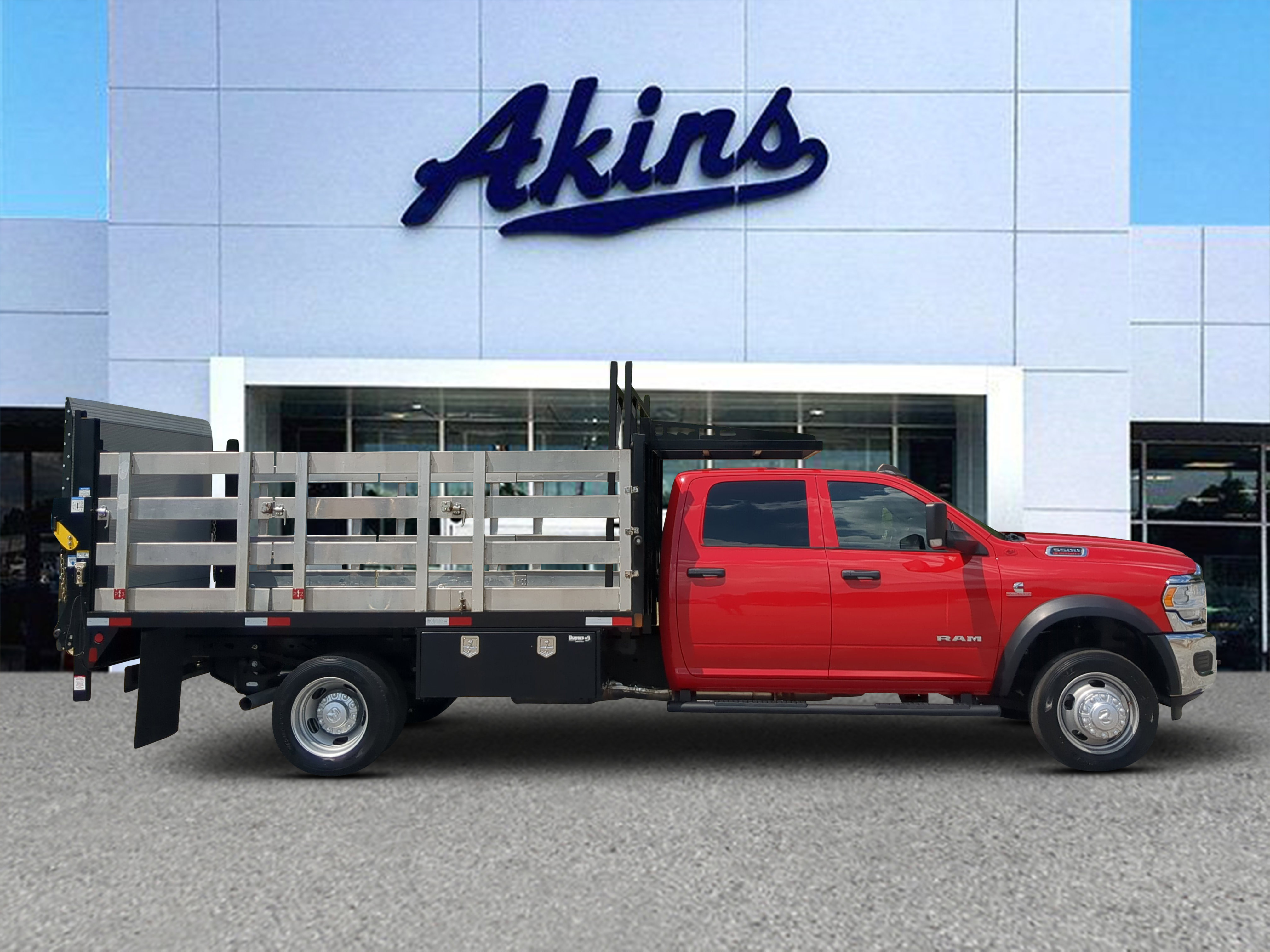 Used 2022 RAM 5500 Tradesman w/ Chrome Appearance Group