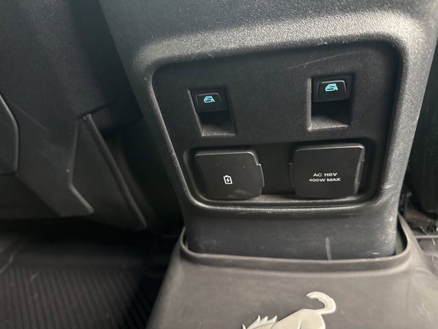 Used 2023 Ford Bronco Badlands image 16