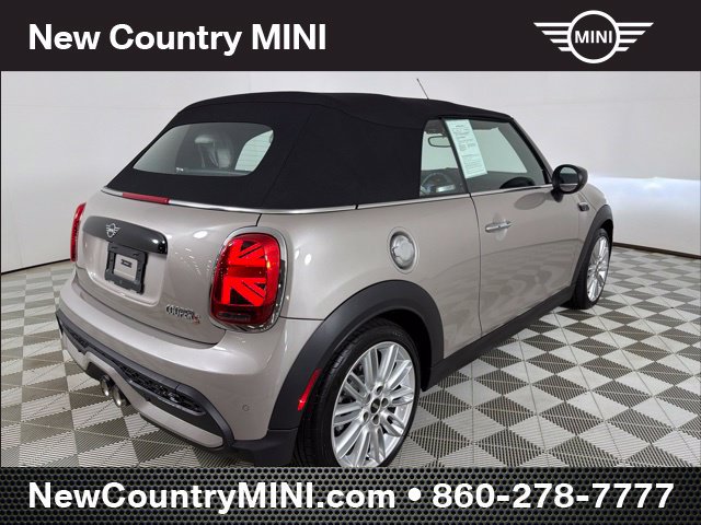 Certified 2024 MINI Cooper S w/ Signature Upholstery Package FWD image 7