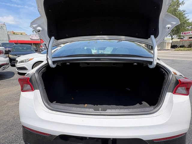 Used 2022 Kia K5 LXS FWD image 16