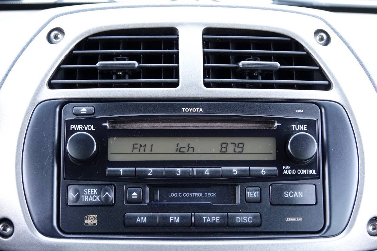 Used 2003 Toyota RAV4 4WD image 79