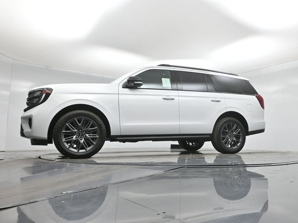 New 2026 Ford Expedition Platinum image 7