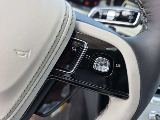 New 2026 Lincoln Aviator Reserve w/ Luxury Package RWD image 12