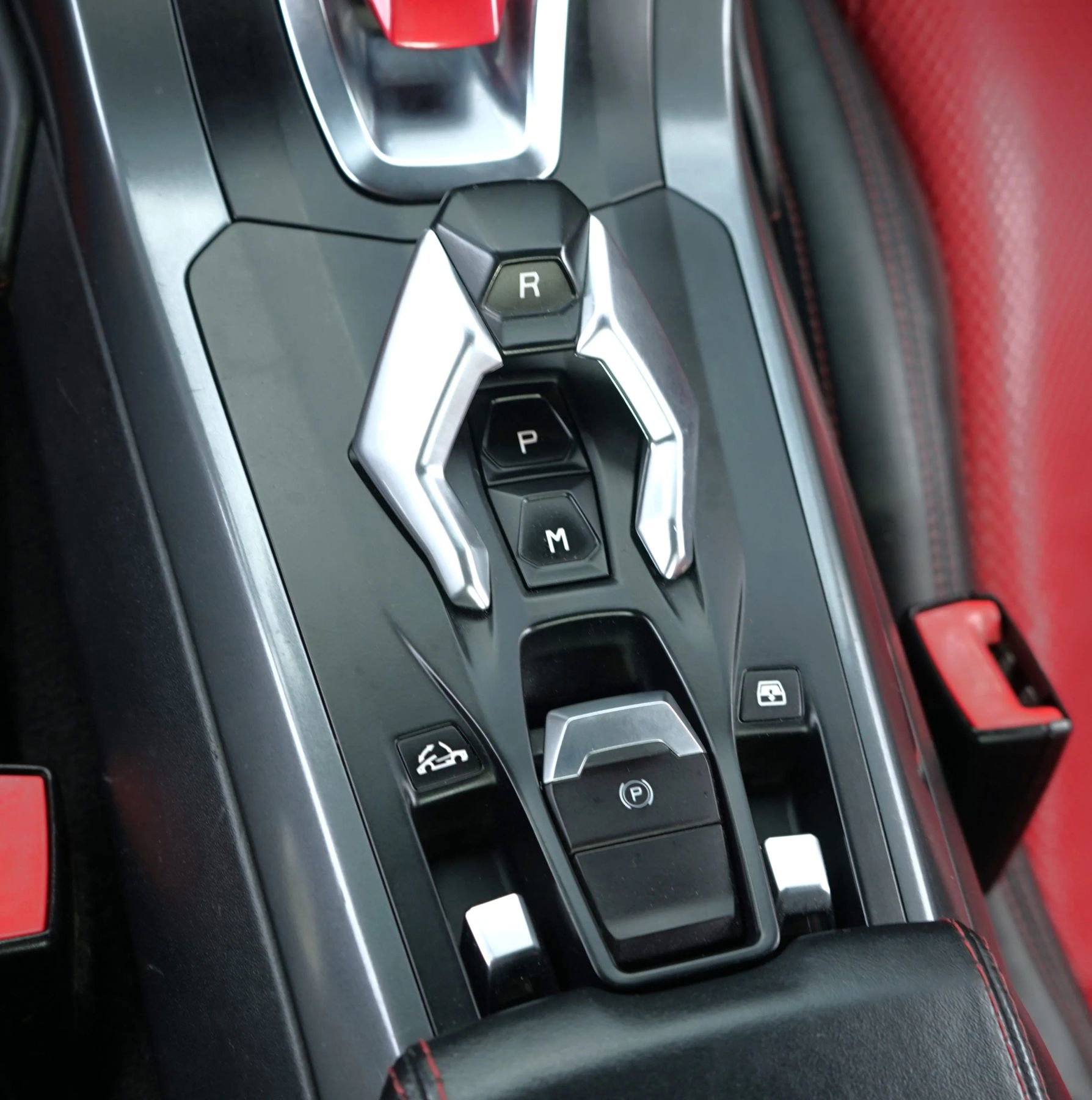Used 2018 Lamborghini Huracan LP 580-2 image 33