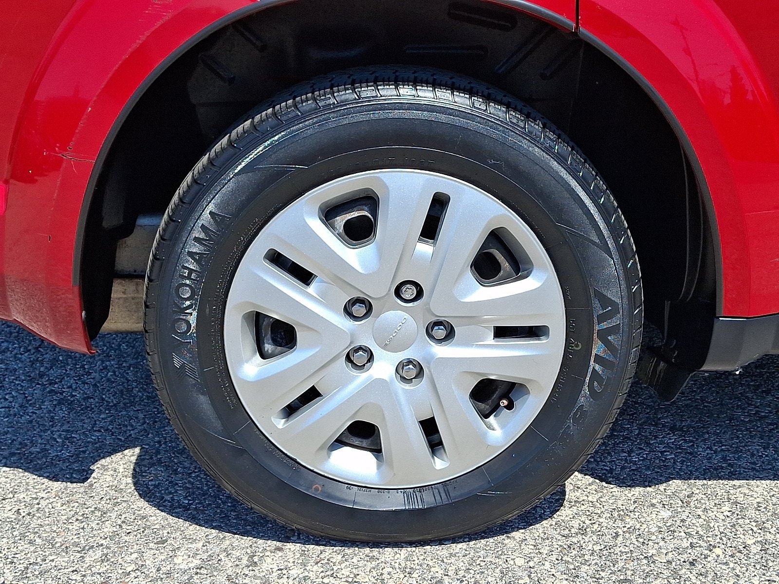 Used 2019 Dodge Journey SE FWD image 6