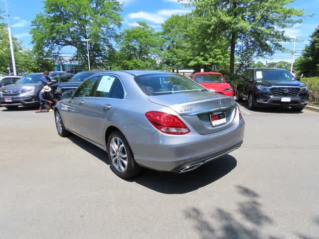 Used 2015 Mercedes-Benz C 300 4MATIC Sedan image 4