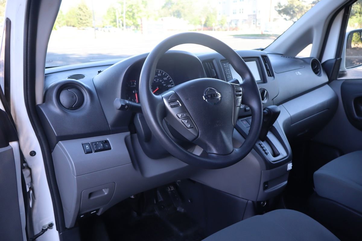 Used 2020 Nissan NV200 SV w/ Back Door Glass Package FWD image 15