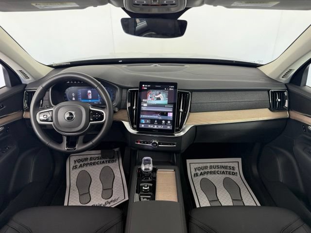 Used 2025 Volvo XC90 B6 Plus AWD/4WD image 33