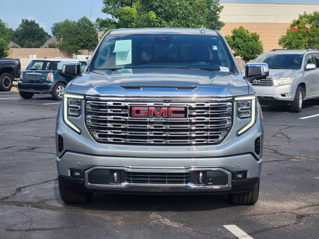 Used 2025 GMC Sierra 1500 Denali AWD/4WD image 2