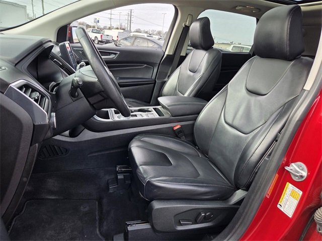 Certified 2022 Ford Edge Titanium image 9