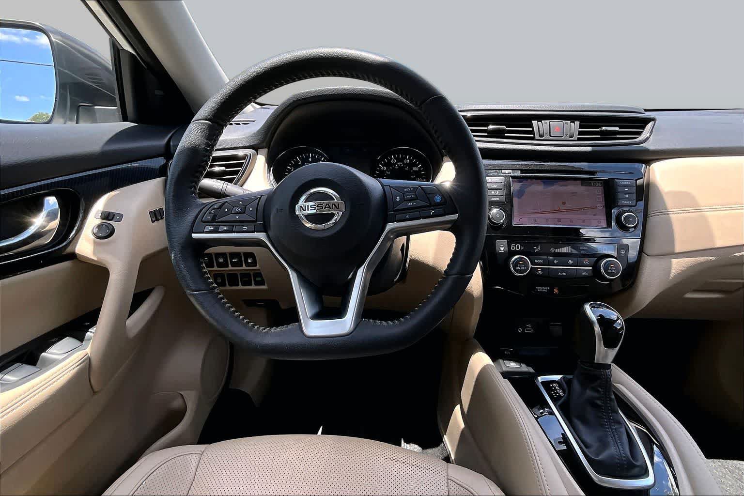 Used 2020 Nissan Rogue SL w/ Premium Package FWD image 6
