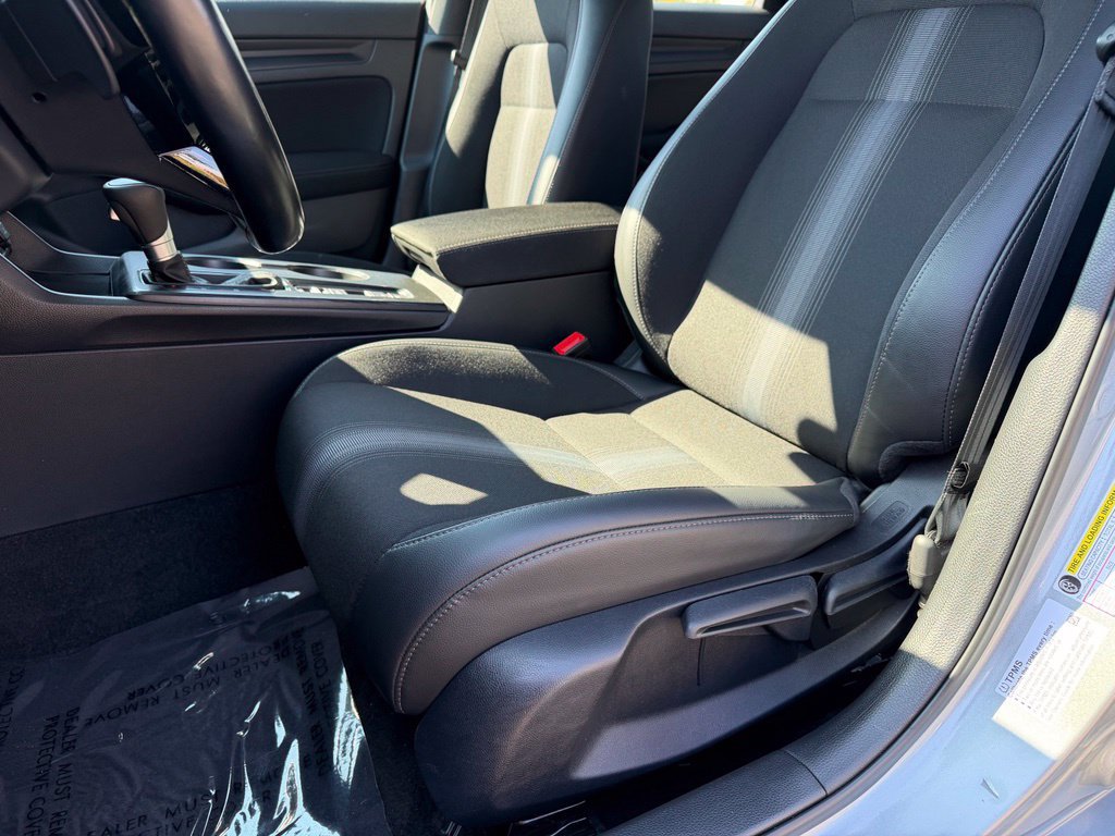 Used 2025 Honda Civic Sport image 31