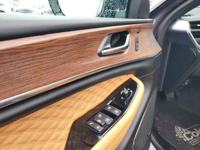 Used 2024 Jeep Grand Cherokee Summit w/ High Altitude Package image 23