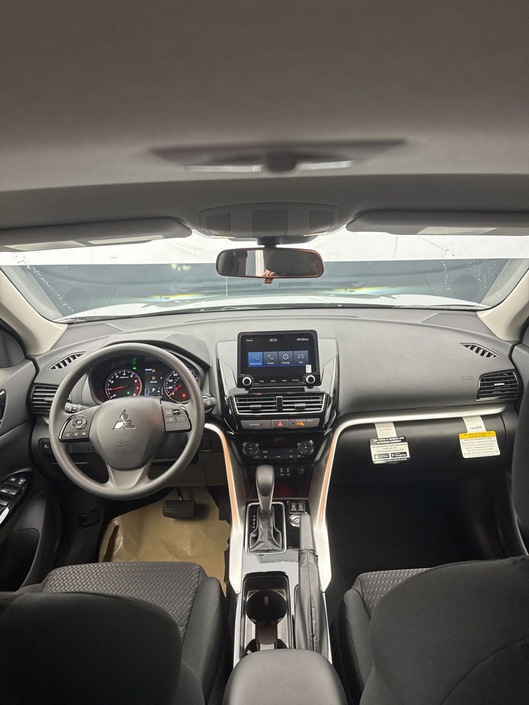 New 2026 Mitsubishi Eclipse Cross LE image 32