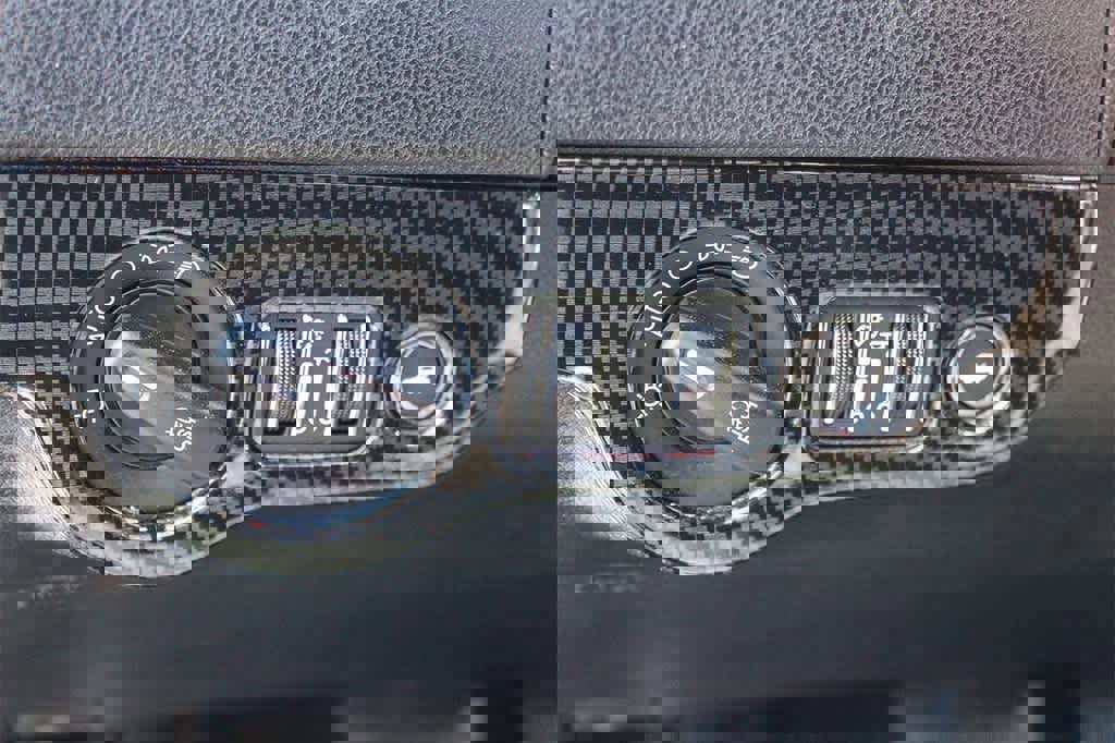 Used 2020 Dodge Charger GT w/ Blacktop Package image 28