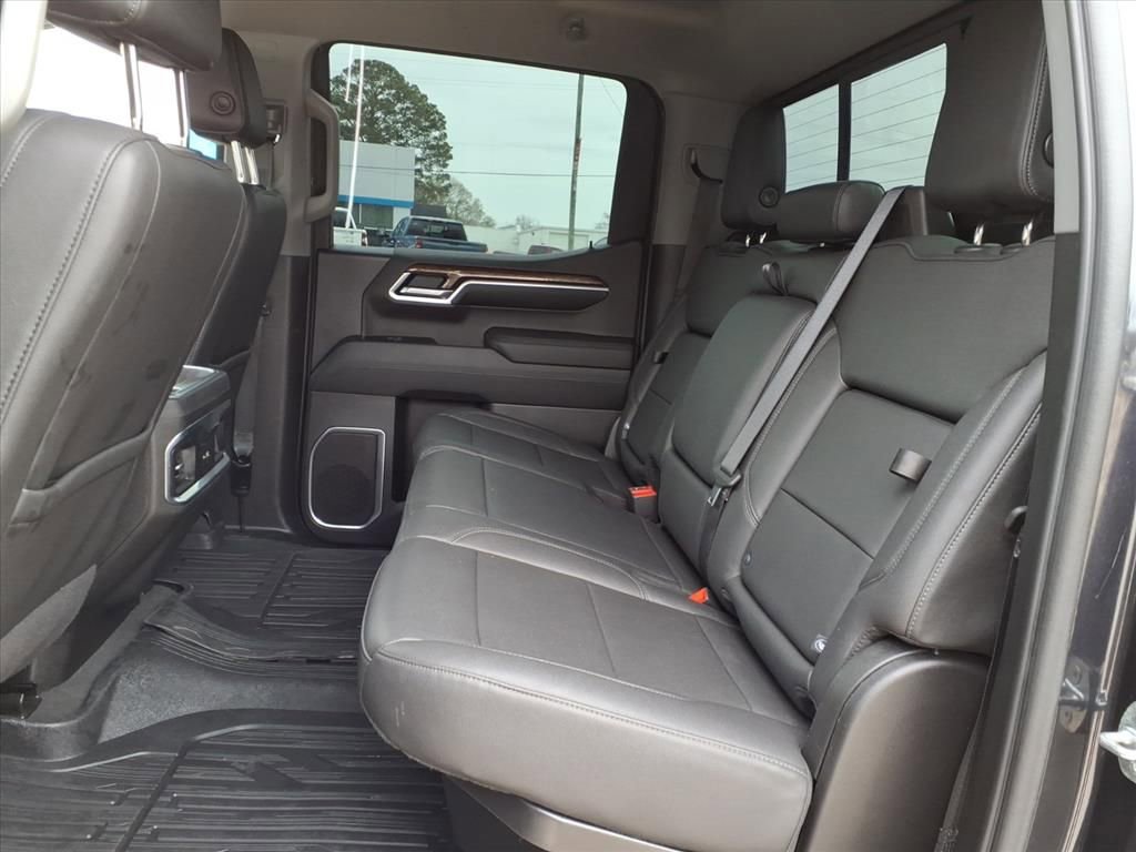 Used 2022 GMC Sierra 1500 Elevation w/ Elevation Premium Package image 14