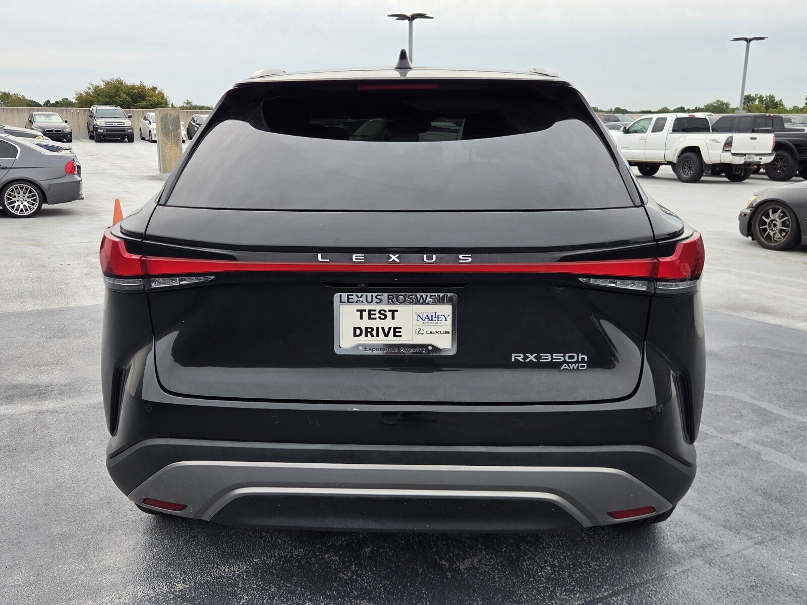 Used 2025 Lexus RX 350 AWD/4WD image 4