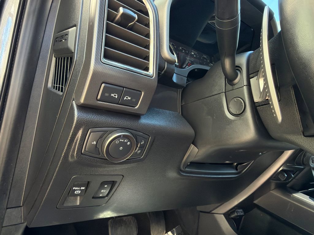 Used 2019 Ford F150 Raptor w/ Equipment Group 802A Luxury image 34