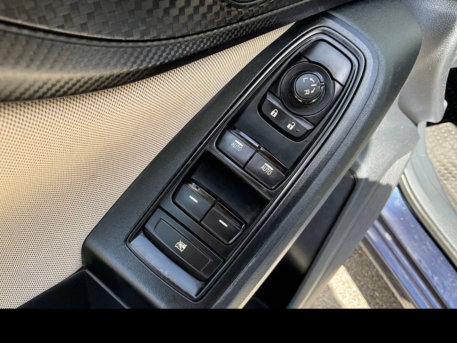 Used 2019 Subaru Impreza 2.0i Premium w/ Popular Package #2 AWD/4WD image 23