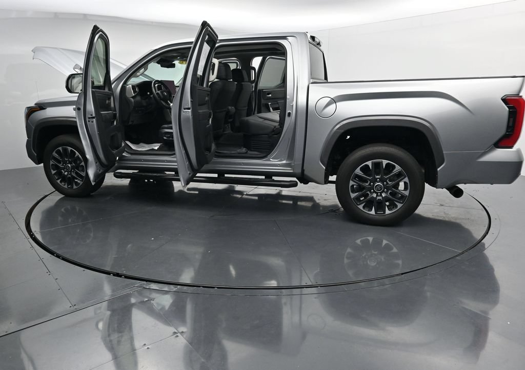 Used 2024 Toyota Tundra Limited AWD/4WD image 42