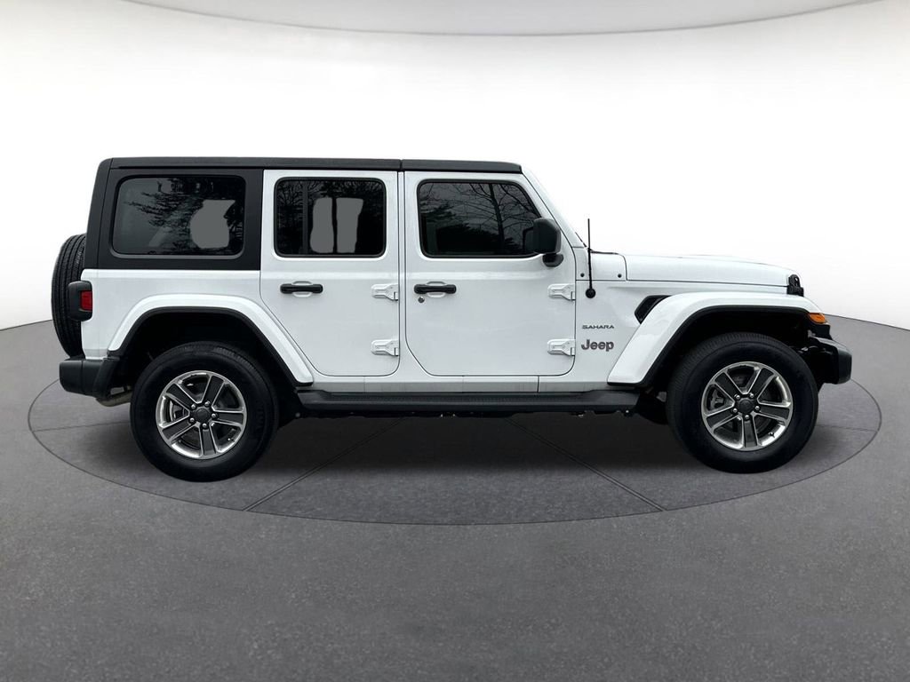 Certified 2022 Jeep Wrangler Unlimited Sahara w/ Cold Weather Group image 7