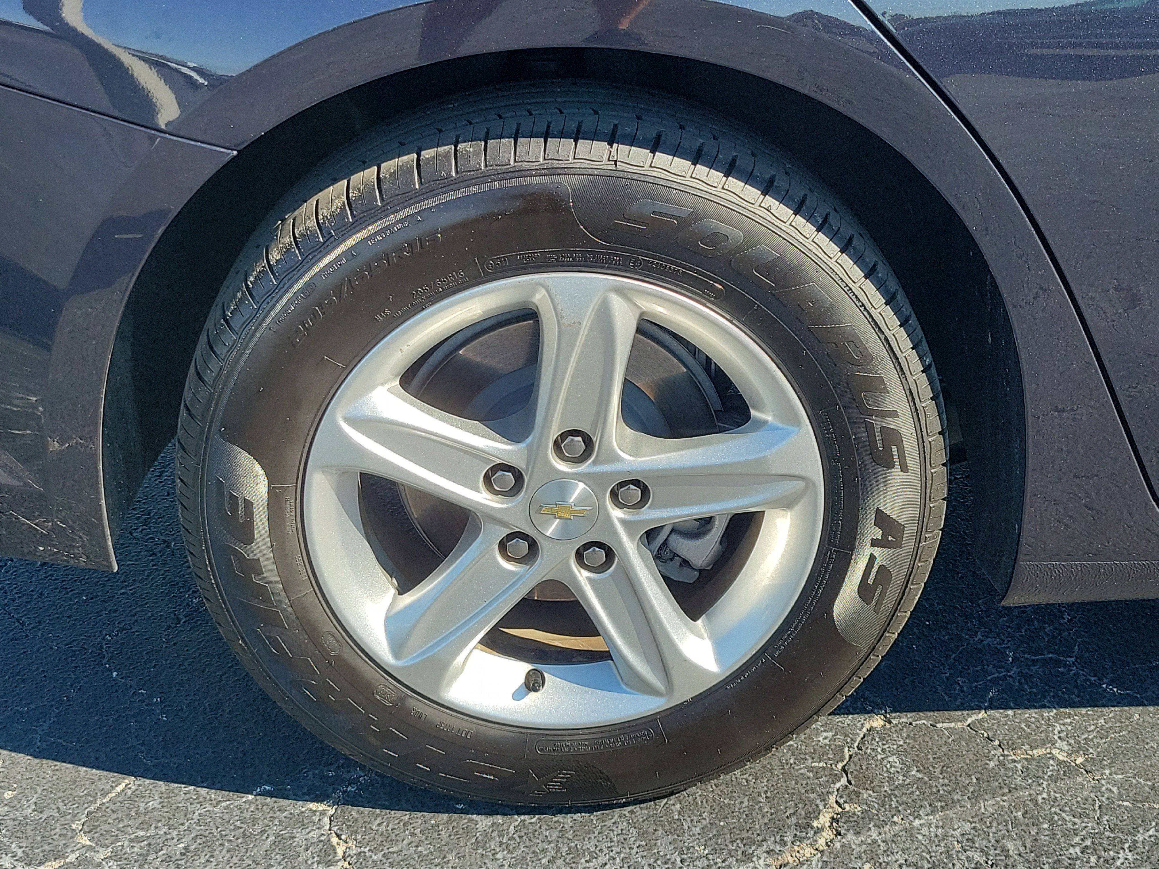 Used 2023 Chevrolet Malibu LT FWD image 7