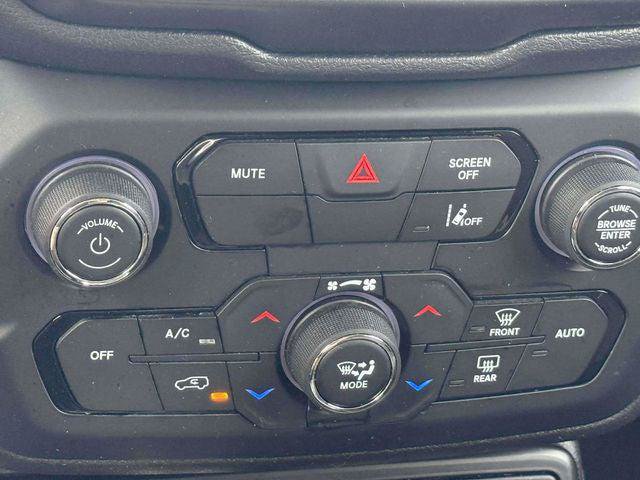 Certified 2023 Jeep Renegade Latitude AWD/4WD image 26