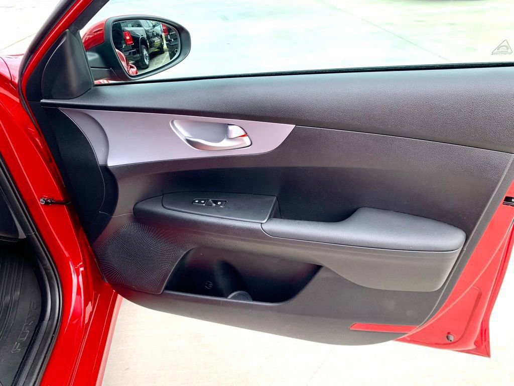 Used 2024 Kia Forte LXS w/ LXS Technology Package image 26