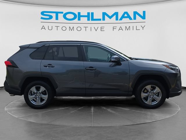 Used 2024 Toyota RAV4 XLE AWD/4WD image 4