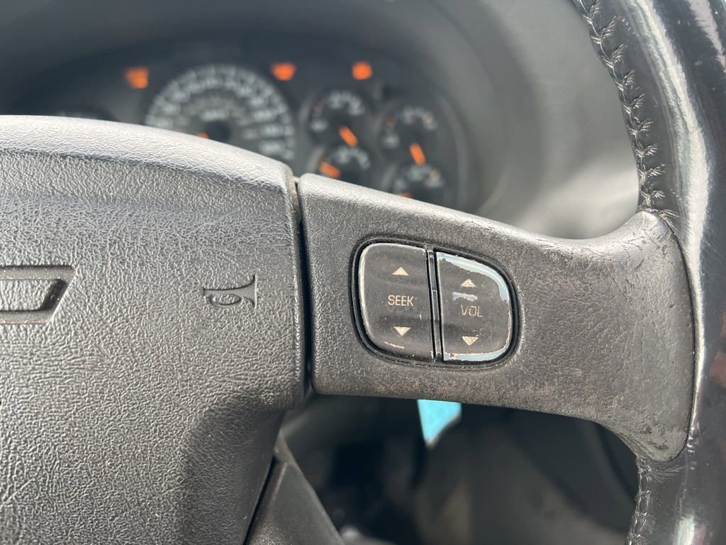 Used 2004 Chevrolet TrailBlazer LT w/ LT Package 1 image 17