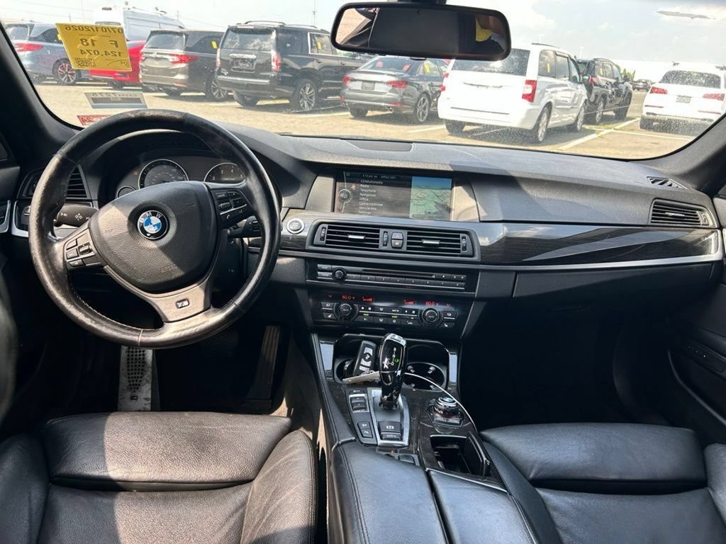 Used 2012 BMW 550i xDrive Sedan AWD/4WD image 17