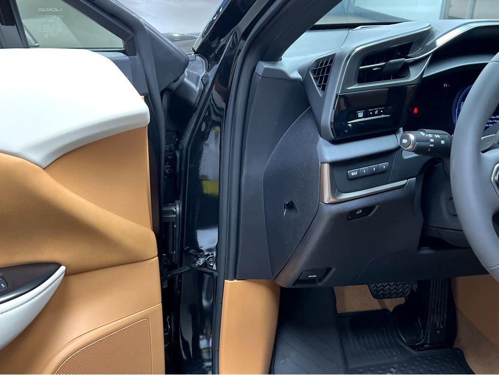 New 2026 Lexus RZ 450e AWD image 41