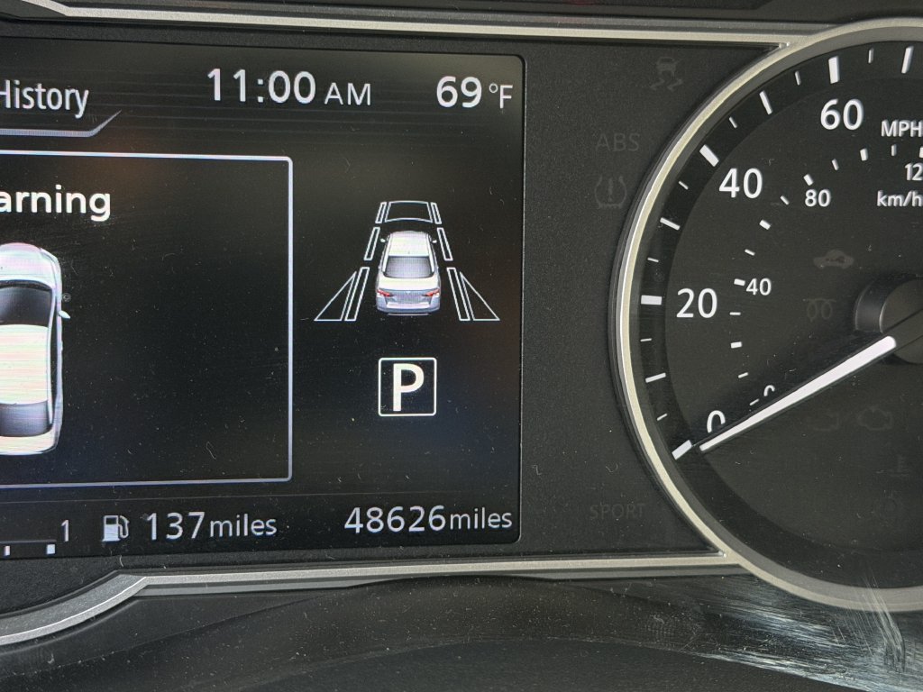 Used 2024 Nissan Versa SR w/ Trunk Package FWD image 8