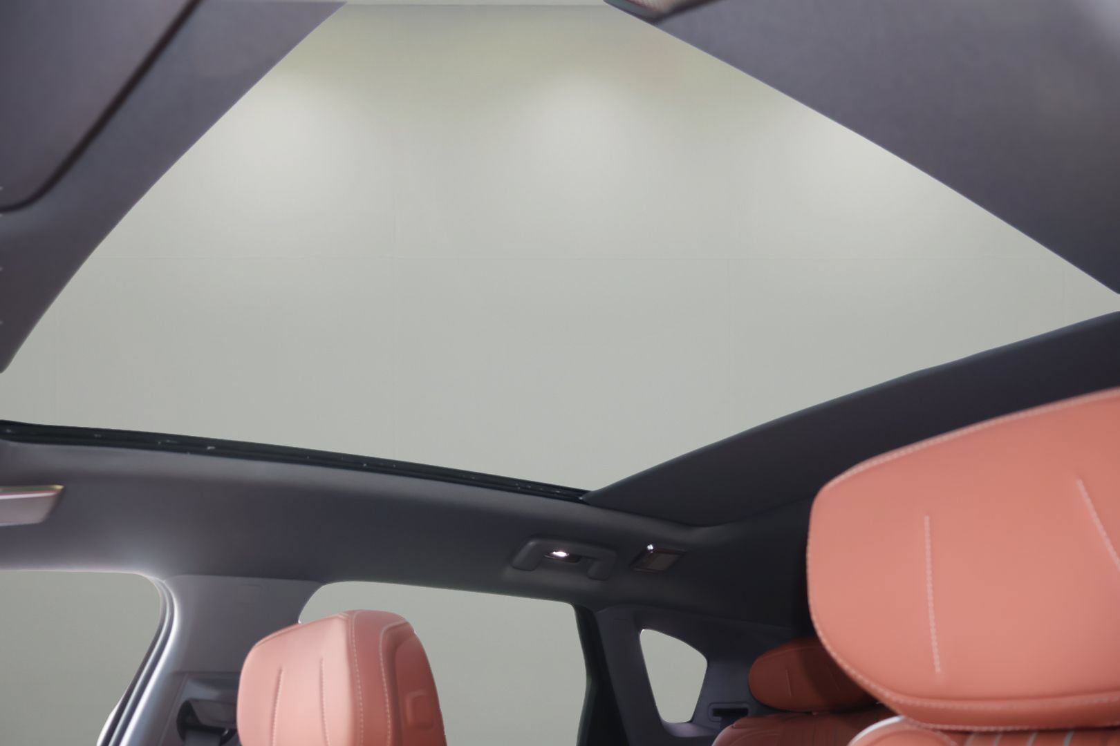 New 2026 Cadillac Optiq Sport 2 w/ LPO, Floor Liner Package RWD image 28