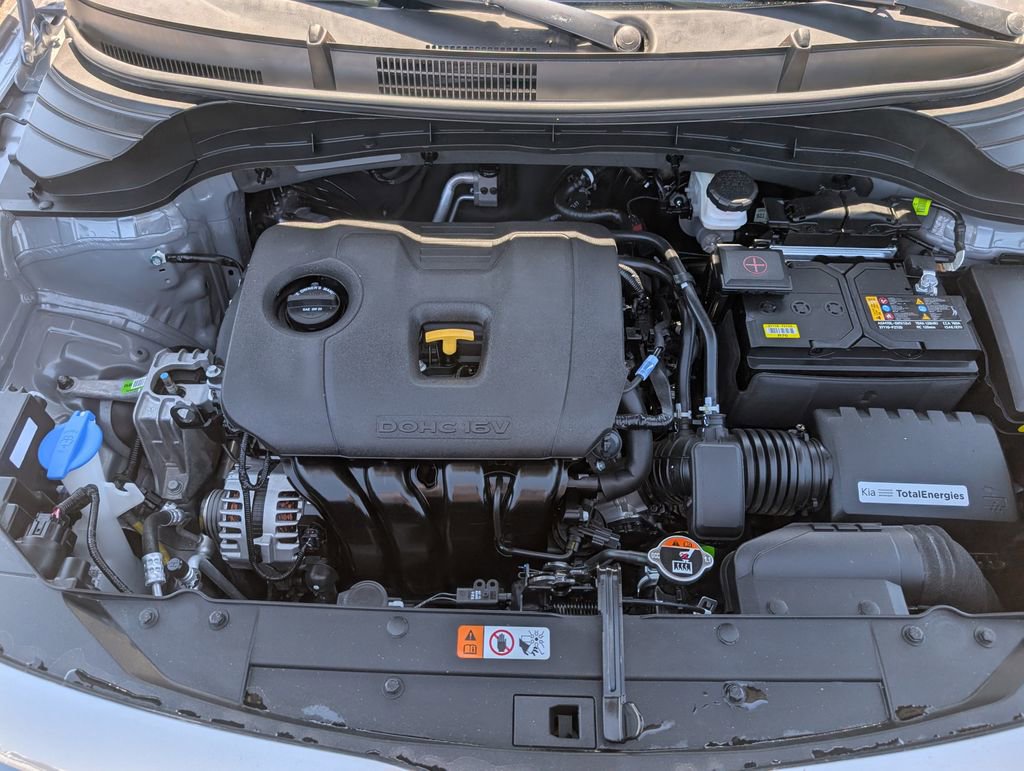 Used 2025 Kia Soul LX w/ LX Technology Package FWD image 21