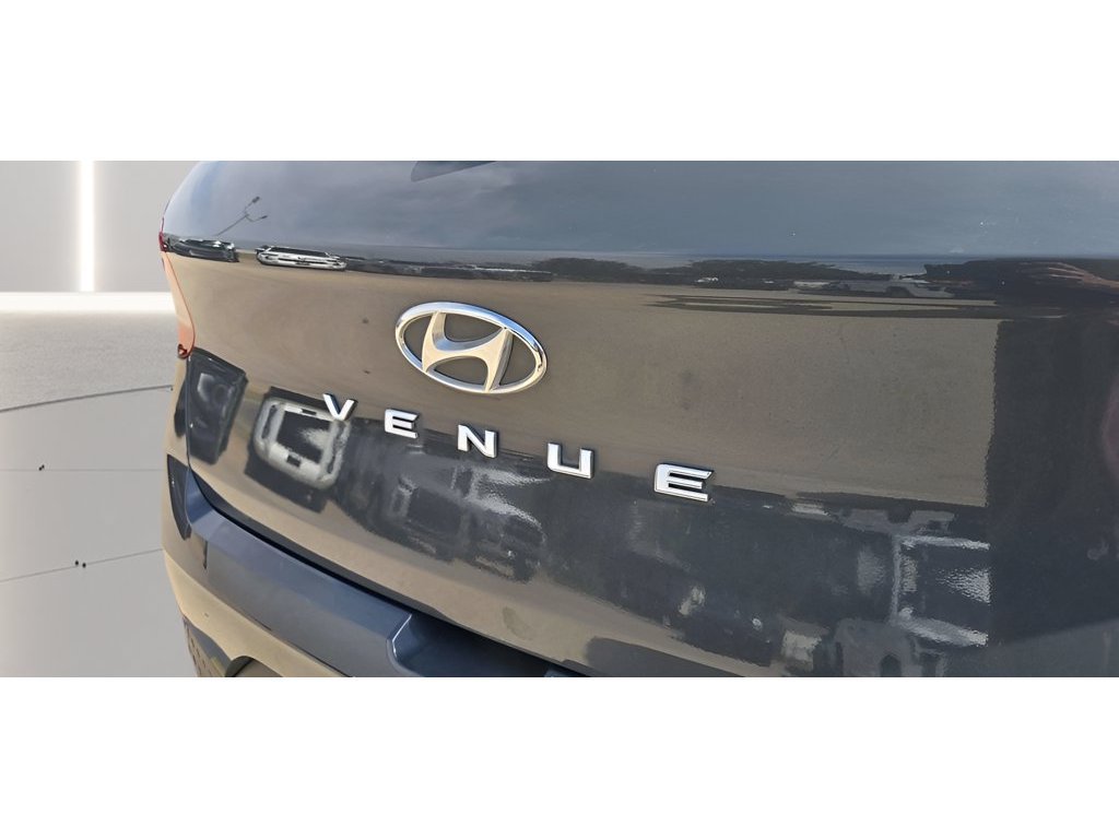 Used 2023 Hyundai Venue SEL w/ Cargo Package FWD image 33
